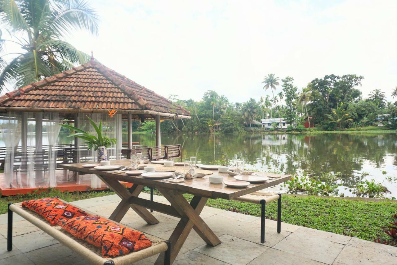 Bed and Breakfast Sunsets And Palm Trees Alappuzha Экстерьер фото